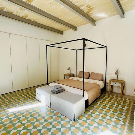 Cozy Charming Apartment In Old Bakery Street Валетта Экстерьер фото