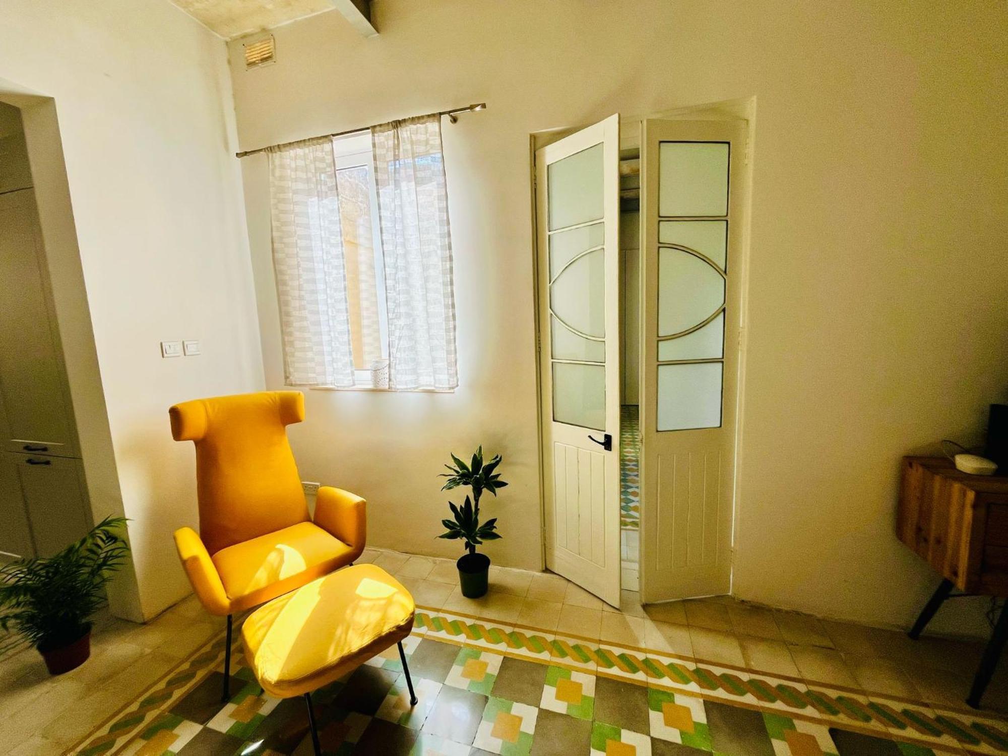Cozy Charming Apartment In Old Bakery Street Валетта Экстерьер фото