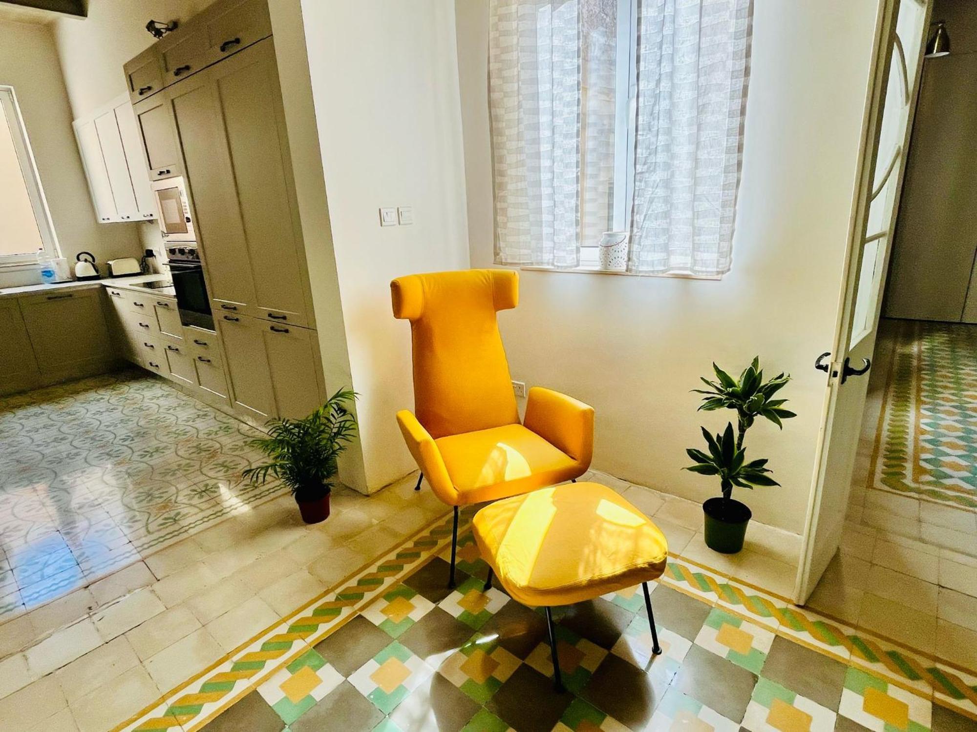 Cozy Charming Apartment In Old Bakery Street Валетта Экстерьер фото